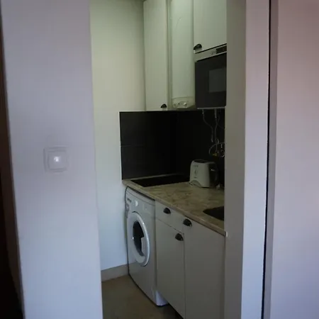 Alfama Facing Riverside Front * Lisboa